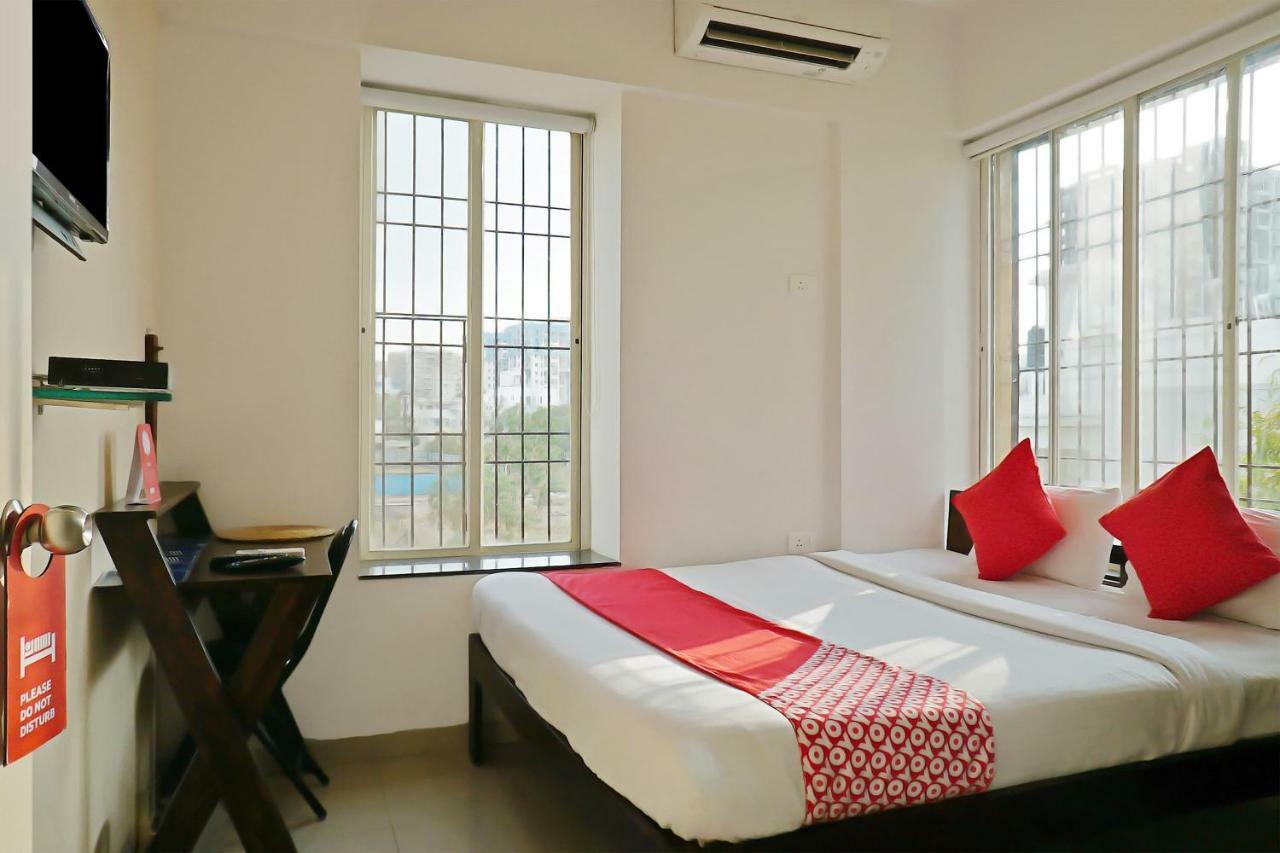 Oyo 12227 Hotel Resonare Baner Pune Bagian luar foto