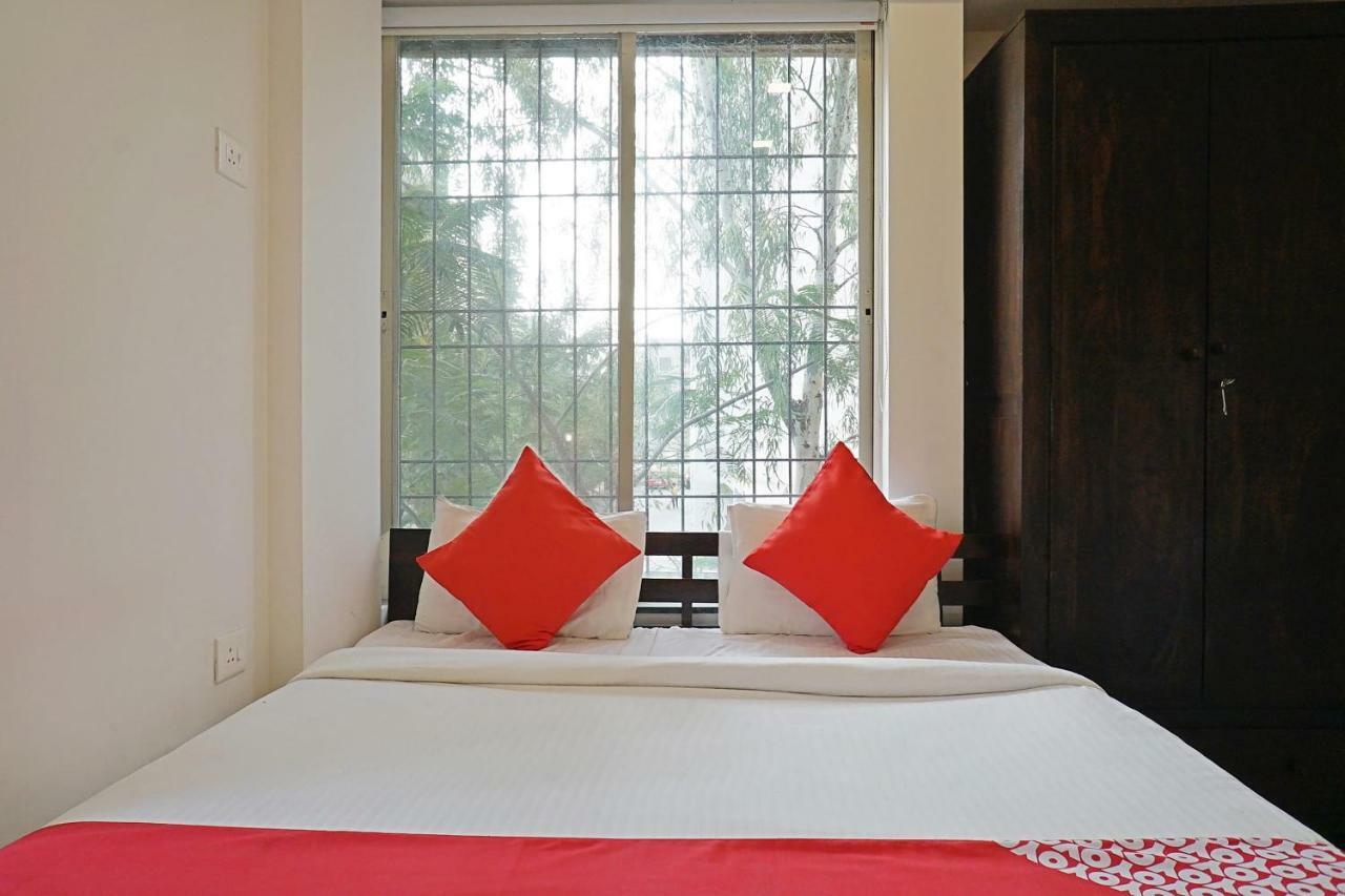 Oyo 12227 Hotel Resonare Baner Pune Bagian luar foto