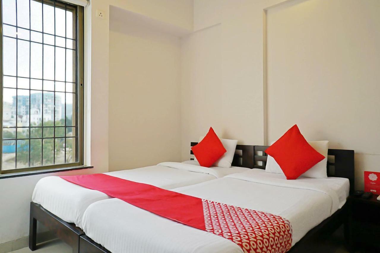 Oyo 12227 Hotel Resonare Baner Pune Bagian luar foto